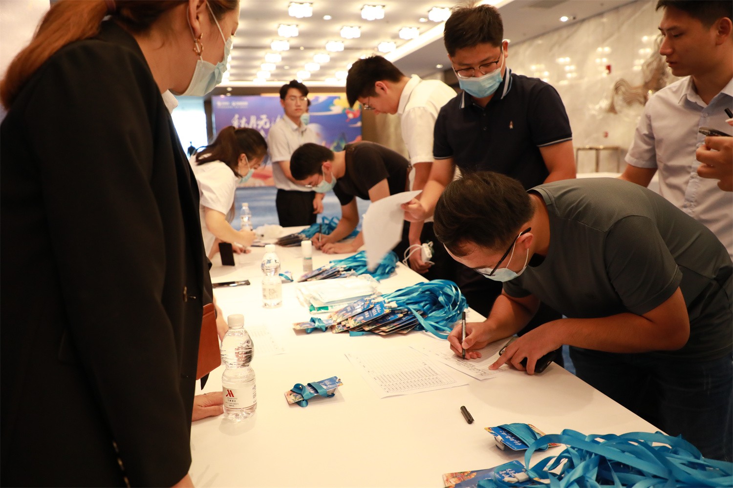 1690877866517489.jpg 2.jpg